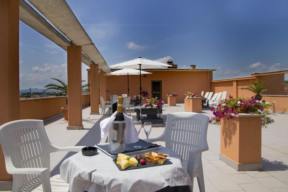 Solarium Hotel 3*