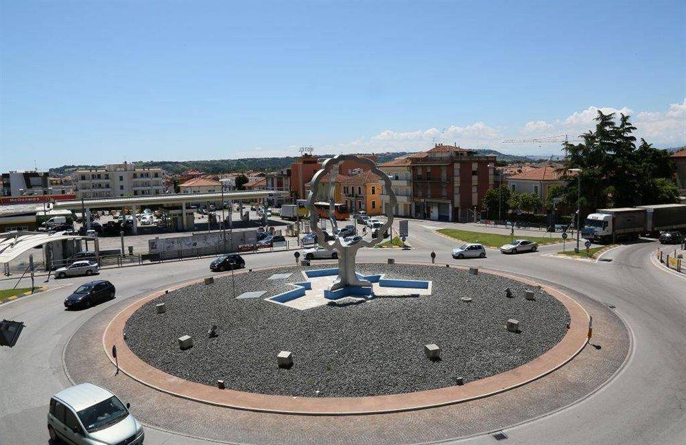 Solarium 3* Civitanova Marche